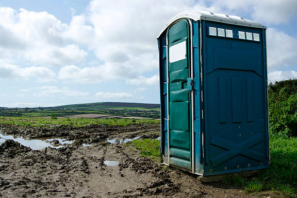 Best VIP or Luxury Restroom Trailers  in Wellington, CO